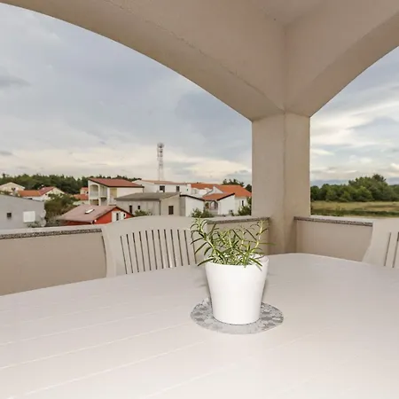 Simic 6 By Interhome Apartman