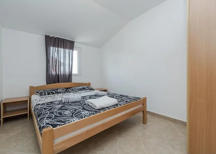 Simic 6 By Interhome Apartman