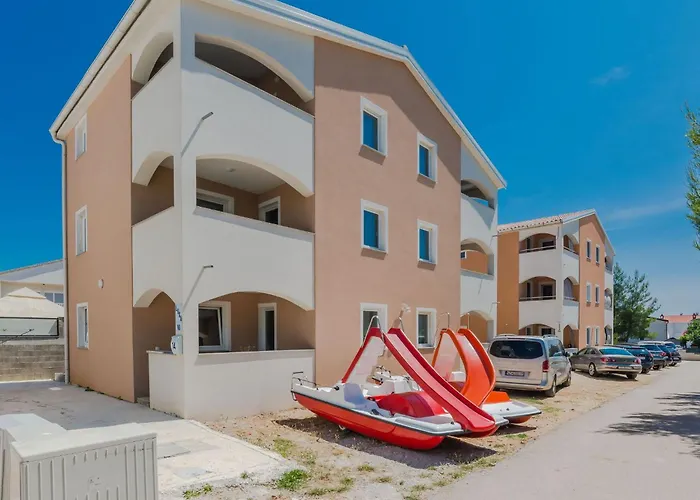 Simic 6 By Interhome * Vir